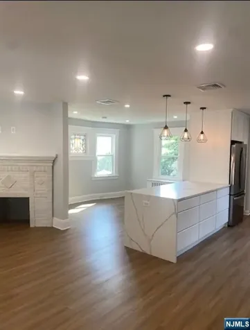 30 Knox Avenue Cliffside Park NJ 07010
