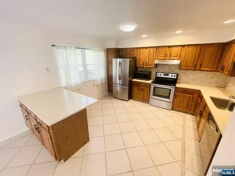 50 Beverly Court Fair Lawn NJ 07410