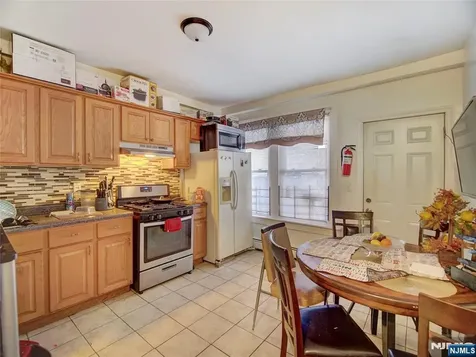 426 18th Street Paterson NJ 07524
