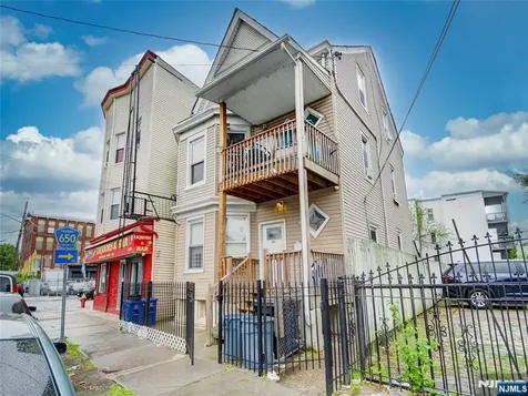 426 18th Street Paterson NJ 07524
