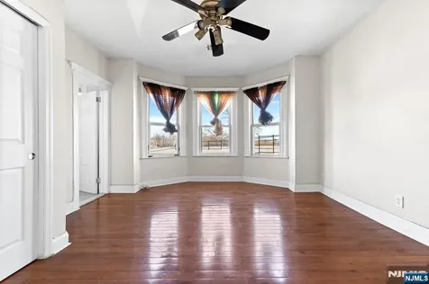 96 11th Avenue Newark NJ 07107