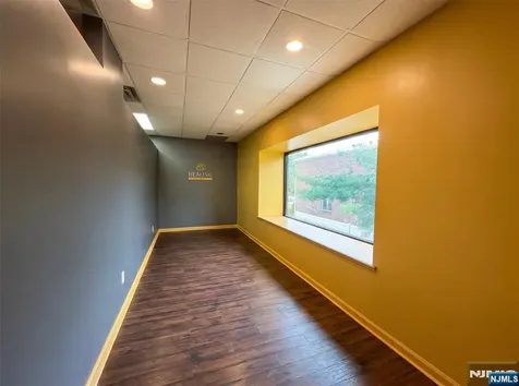 41 Sylvan Avenue Englewood Cliffs NJ 07632
