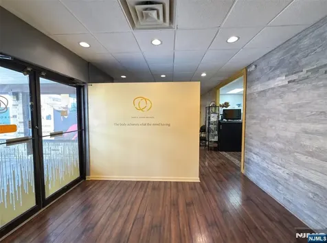 41 Sylvan Avenue Englewood Cliffs NJ 07632