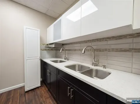 41 Sylvan Avenue Englewood Cliffs NJ 07632