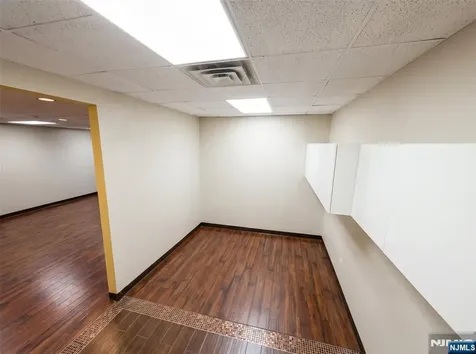41 Sylvan Avenue Englewood Cliffs NJ 07632