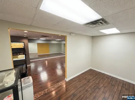 41 Sylvan Avenue Englewood Cliffs NJ 07632