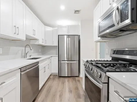 65 Fairview Street Palisades Park NJ 07650