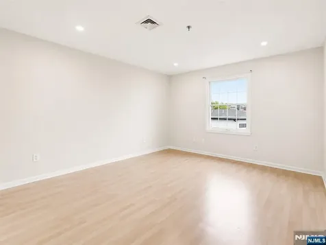 65 Fairview Street Palisades Park NJ 07650