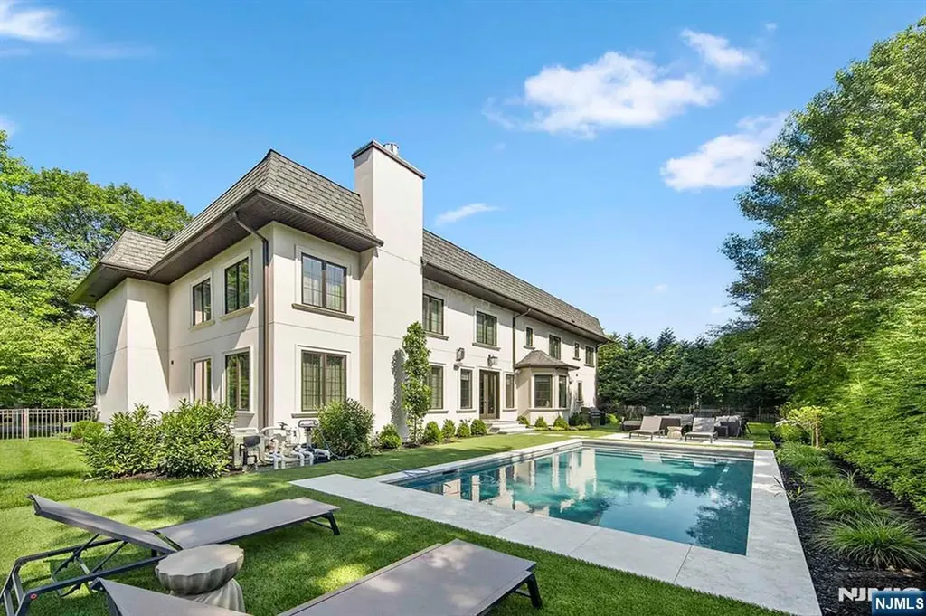199 Whitman Street Haworth NJ 07641