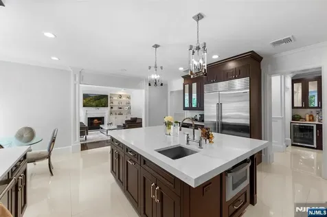 199 Whitman Street Haworth NJ 07641