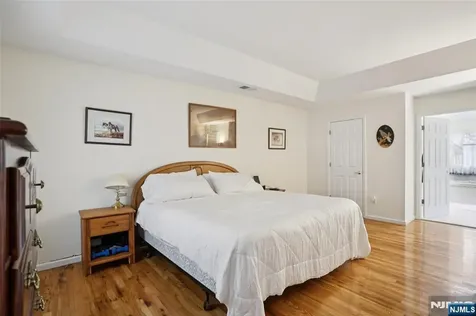 1 Jenny Lane Wayne NJ 07470