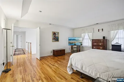 1 Jenny Lane Wayne NJ 07470