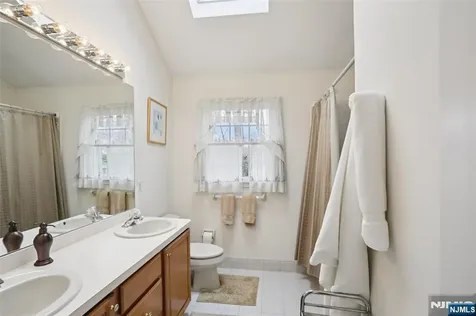 1 Jenny Lane Wayne NJ 07470