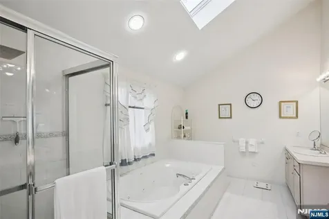 1 Jenny Lane Wayne NJ 07470