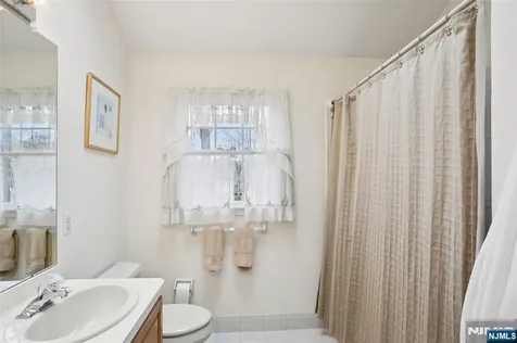 1 Jenny Lane Wayne NJ 07470