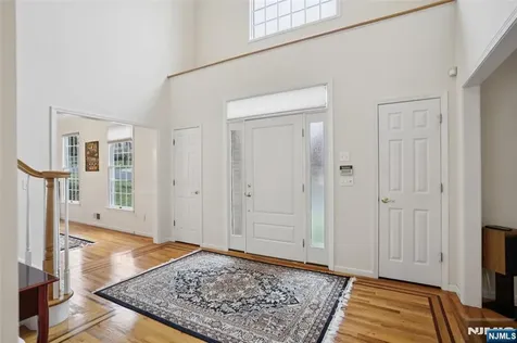 1 Jenny Lane Wayne NJ 07470