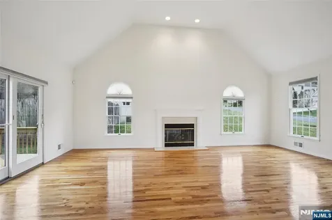 1 Jenny Lane Wayne NJ 07470