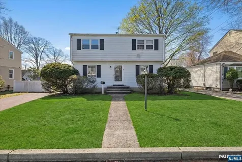 705 Wilson Court River Vale NJ 07675