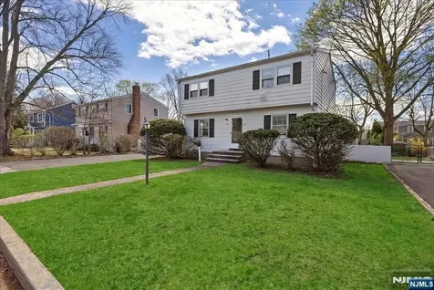 705 Wilson Court River Vale NJ 07675
