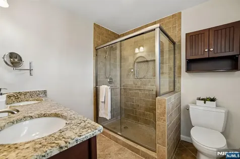 5 Witherspoon Road Clifton NJ 07013