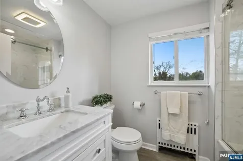 5 Witherspoon Road Clifton NJ 07013