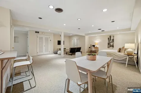 5 Witherspoon Road Clifton NJ 07013