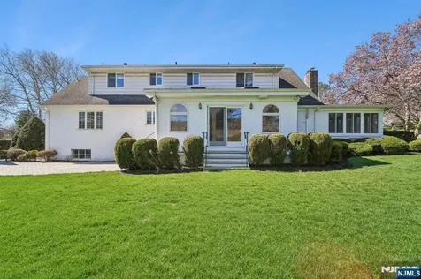5 Witherspoon Road Clifton NJ 07013