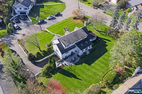 5 Witherspoon Road Clifton NJ 07013