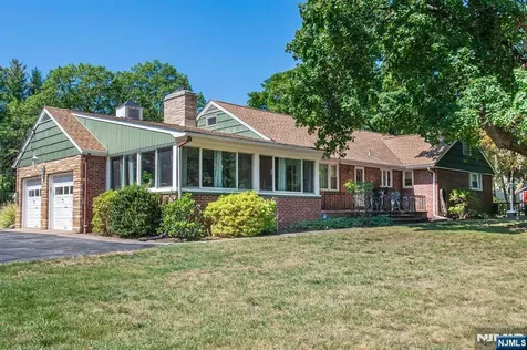 685 Blanch Avenue Norwood NJ 07648