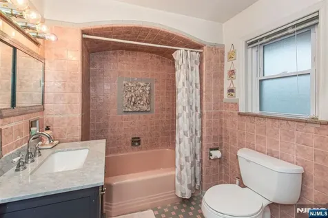 685 Blanch Avenue Norwood NJ 07648