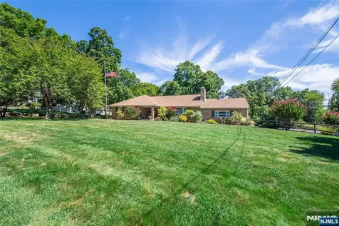 685 Blanch Avenue Norwood NJ 07648