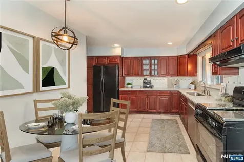 685 Blanch Avenue Norwood NJ 07648