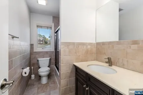 535 7th Palisades Park NJ 07650