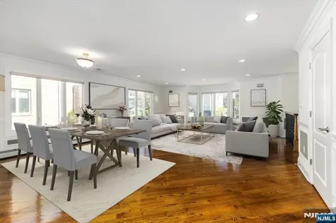 535 7th Palisades Park NJ 07650