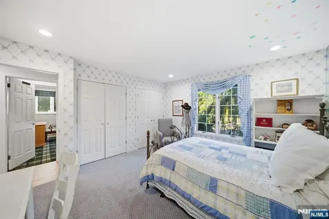 62 Venus Drive Closter NJ 07624