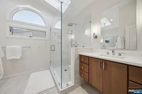 62 Venus Drive Closter NJ 07624