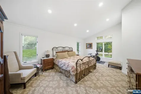 62 Venus Drive Closter NJ 07624