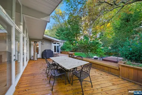 62 Venus Drive Closter NJ 07624