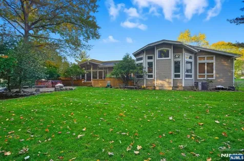 62 Venus Drive Closter NJ 07624