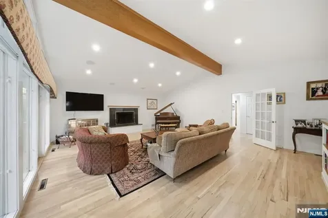 62 Venus Drive Closter NJ 07624