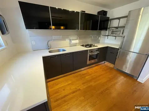 151 Palisade Avenue Englewood NJ 07631