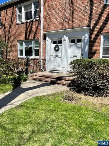 151 Palisade Avenue Englewood NJ 07631