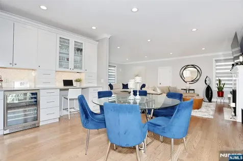 5 Colebrook Drive Park Ridge NJ 07656