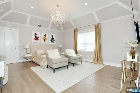 5 Colebrook Drive Park Ridge NJ 07656