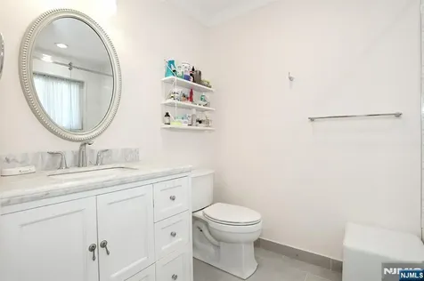 5 Colebrook Drive Park Ridge NJ 07656
