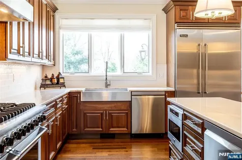 8 Philhower Court Denville Township NJ 07834