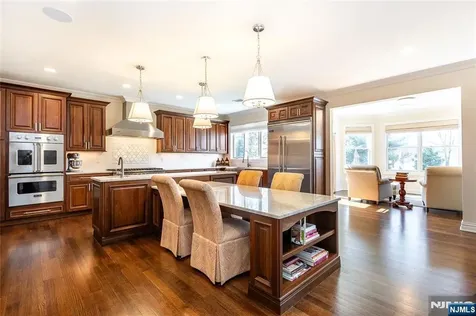 8 Philhower Court Denville Township NJ 07834