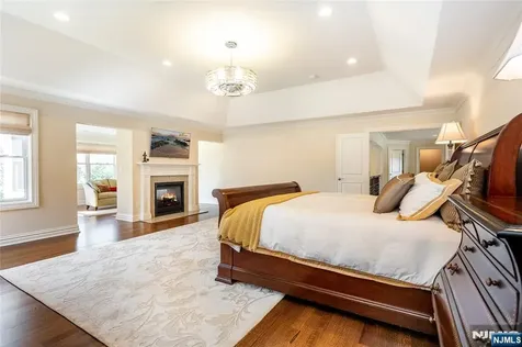 8 Philhower Court Denville Township NJ 07834