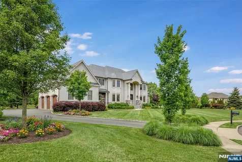 8 Philhower Court Denville Township NJ 07834