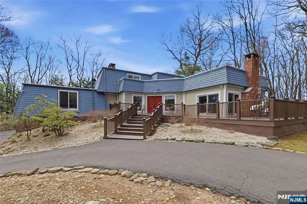 947 Franklin Lake Road Franklin Lakes NJ 07417